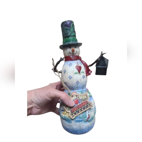 Jim Shore Heartwood Creek Snowman Figurine with Lantern, Winter's Light Figurine - Picture 2 of 15